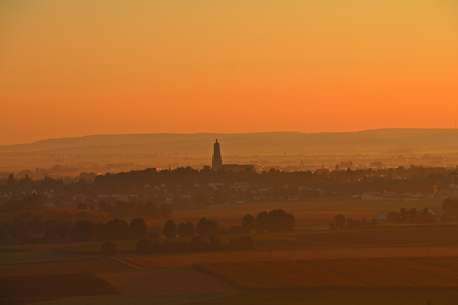 Nördlingen im Abendrot
